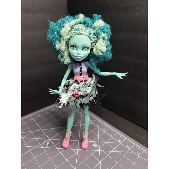 Mattel Other - Monster High Honey Swamp Frights Camera Action 2013 Doll Mattel Collectible Toy